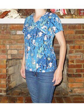 Vintage Mermaid Cat & Seahorse Scrub Top S medical scrubs